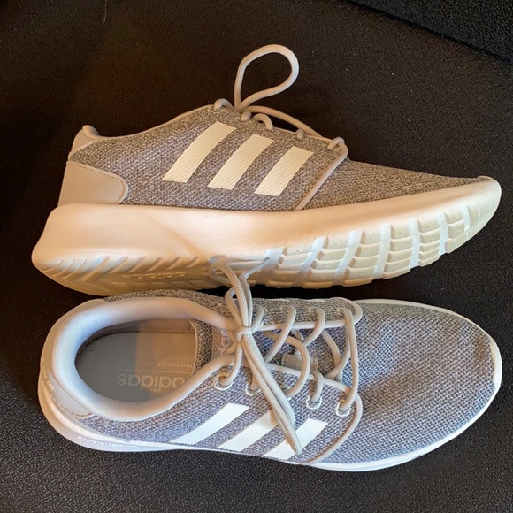 adidas Shoes - Adidas tennis shoes